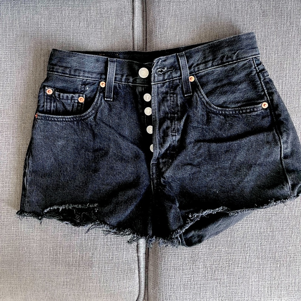 Black Levi high waisted shorts